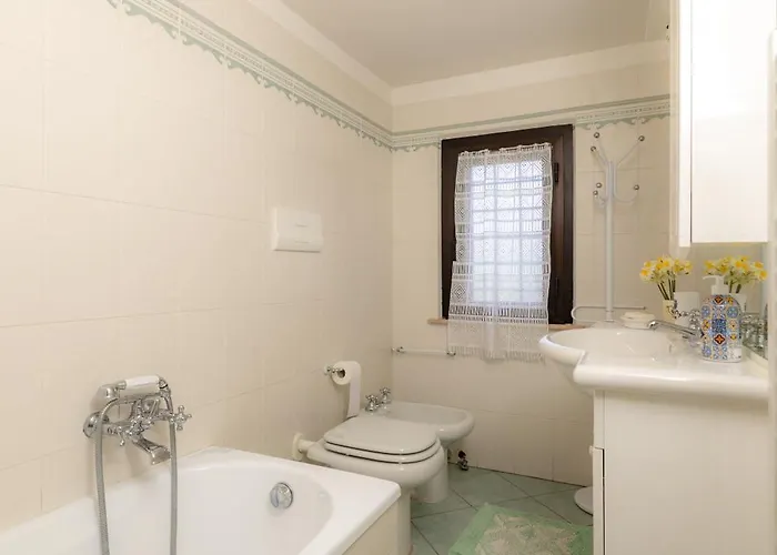 Casetta Del Glicine * كورتونا