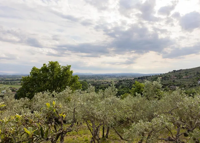 فيلة Casetta Del Glicine