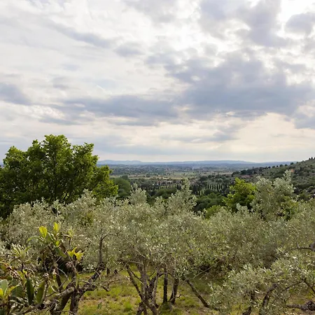 فيلة Casetta Del Glicine
