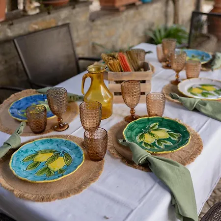 Casetta Del Glicine فيلة *